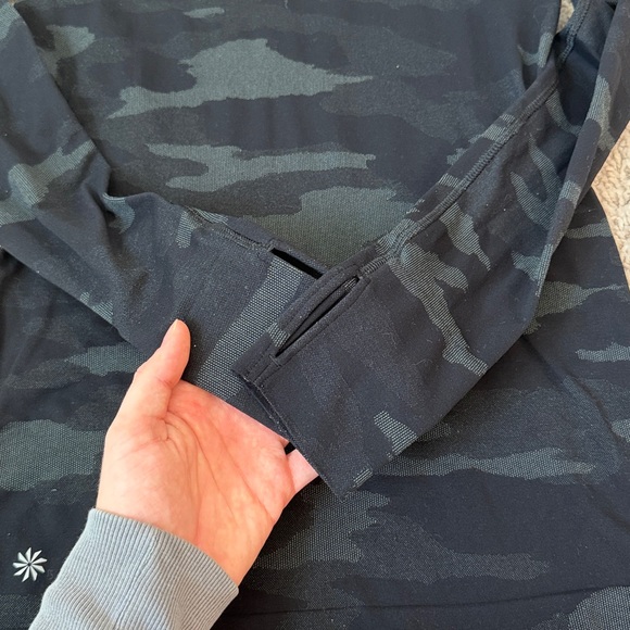 Athleta Speedlight Camo Top - Picture 4 of 7